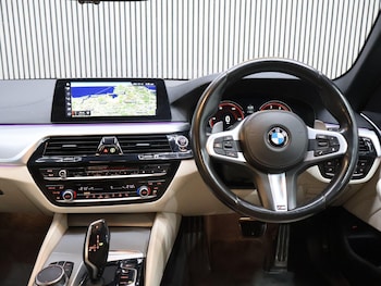 Used BMW 5 Series 2017 for sale - 76200679: Photo 3