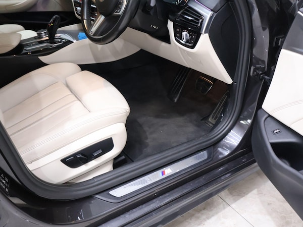 Used BMW 5 Series 2017 for sale - 76200679: Photo 9