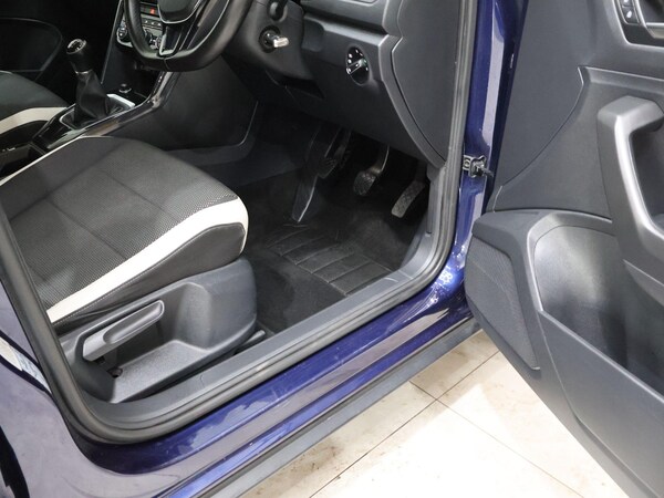 Used Volkswagen T-Roc 2018 for sale - 75327095: Photo 9
