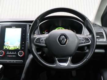 Used Renault Megane 2017 for sale - 74934597: Photo
