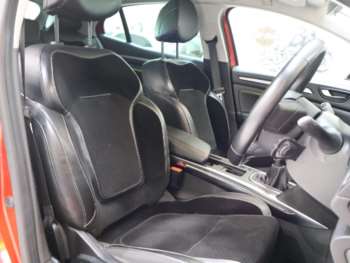 Used Renault Megane 2017 for sale - 74934597: Photo