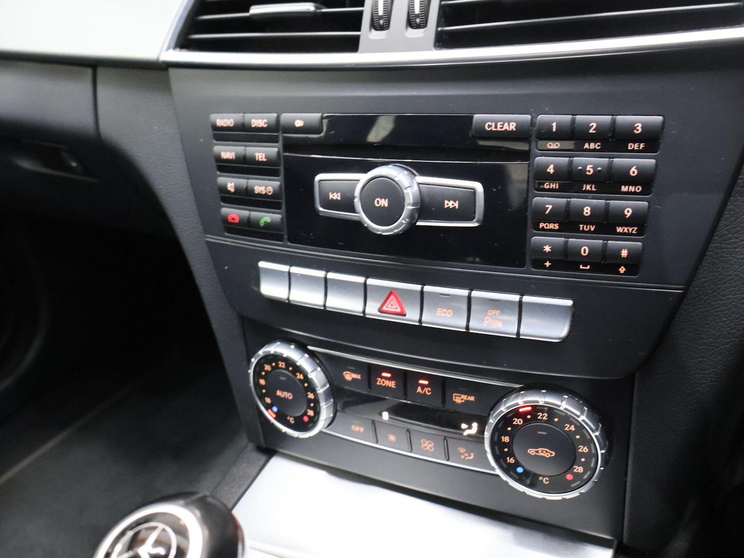 Used Mercedes-Benz C-Class 2015 for sale - 76083648: Photo 19