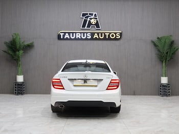 Used Mercedes-Benz C-Class 2015 for sale - 76083648: Photo 2