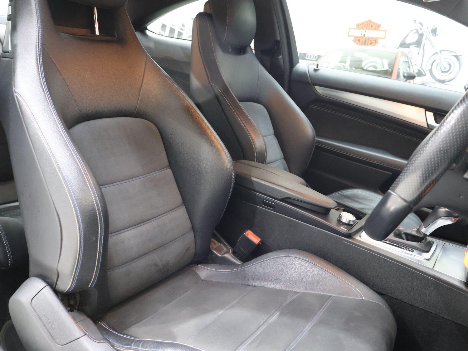 Used Mercedes-Benz C-Class 2015 for sale - 76083648: Photo 6