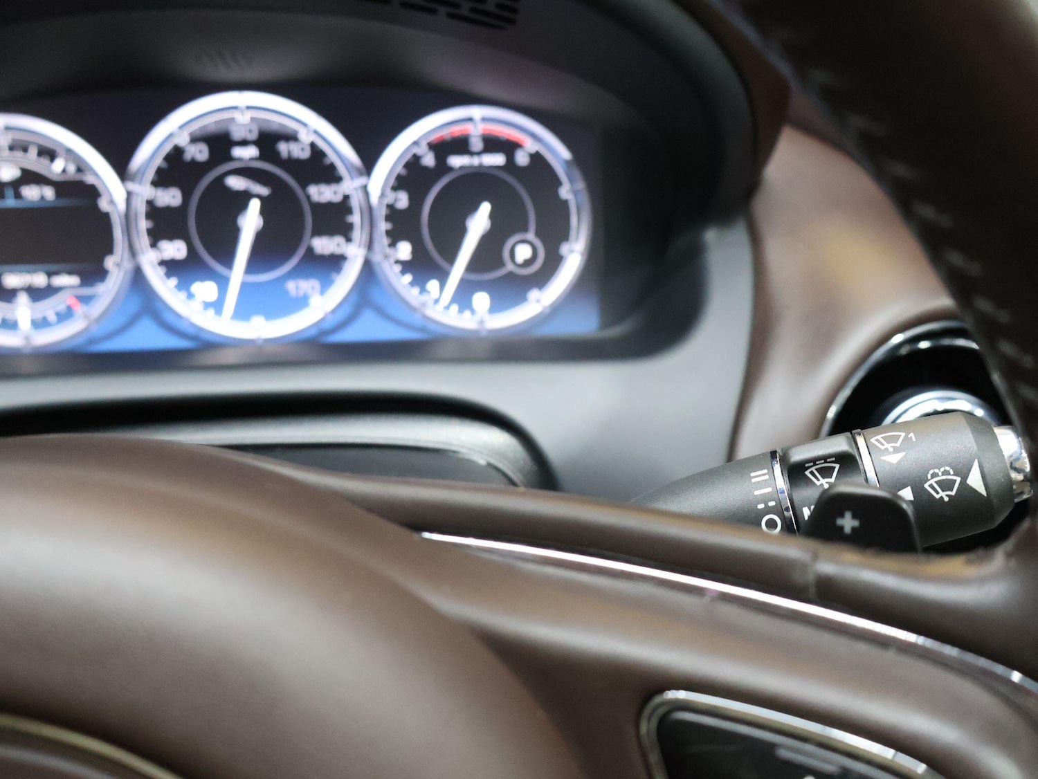 Used Jaguar XJ 2010 for sale - 76174888: Photo 36