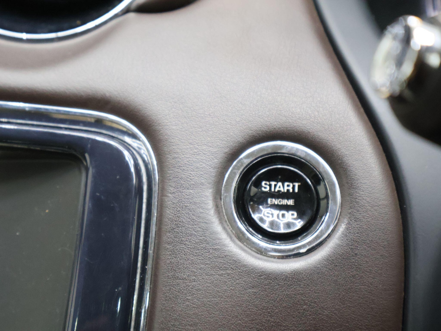 Used Jaguar XJ 2010 for sale - 76174888: Photo 39