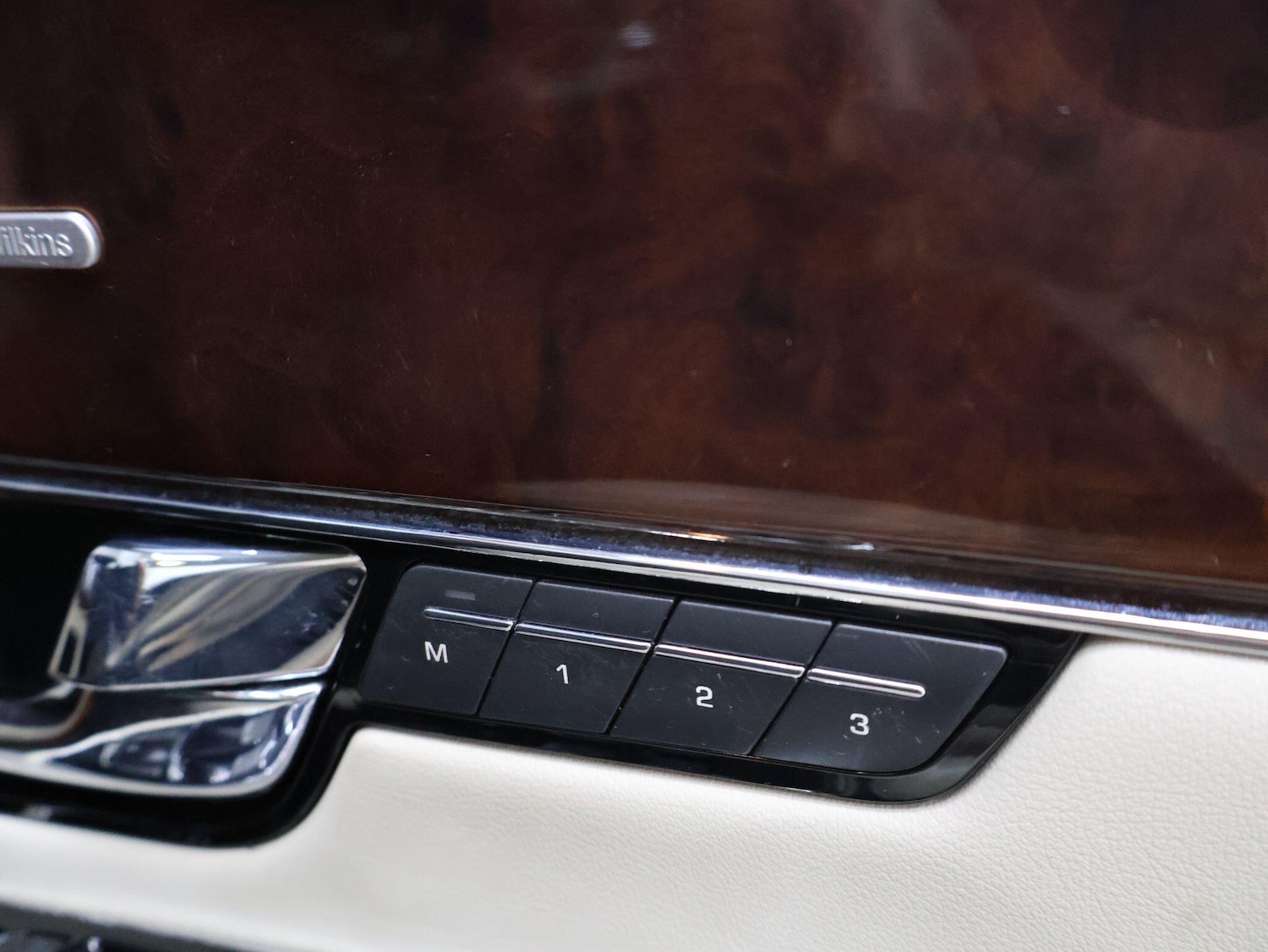 Used Jaguar XJ 2010 for sale - 76174888: Photo 55