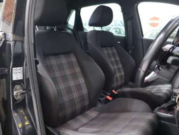Used Volkswagen Polo 2016 for sale - 74599638: Photo