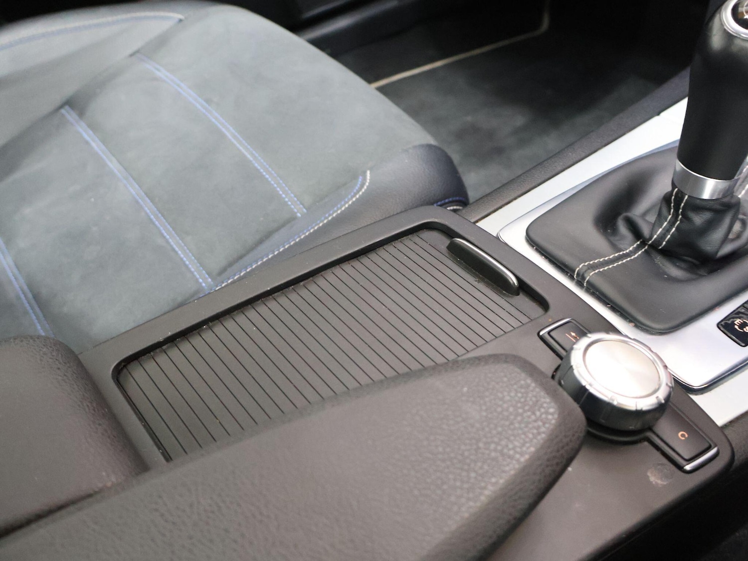 Used Mercedes-Benz C-Class 2014 for sale - 76085486: Photo 28