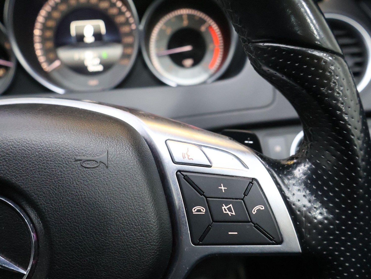 Used Mercedes-Benz C-Class 2014 for sale - 76085486: Photo 31