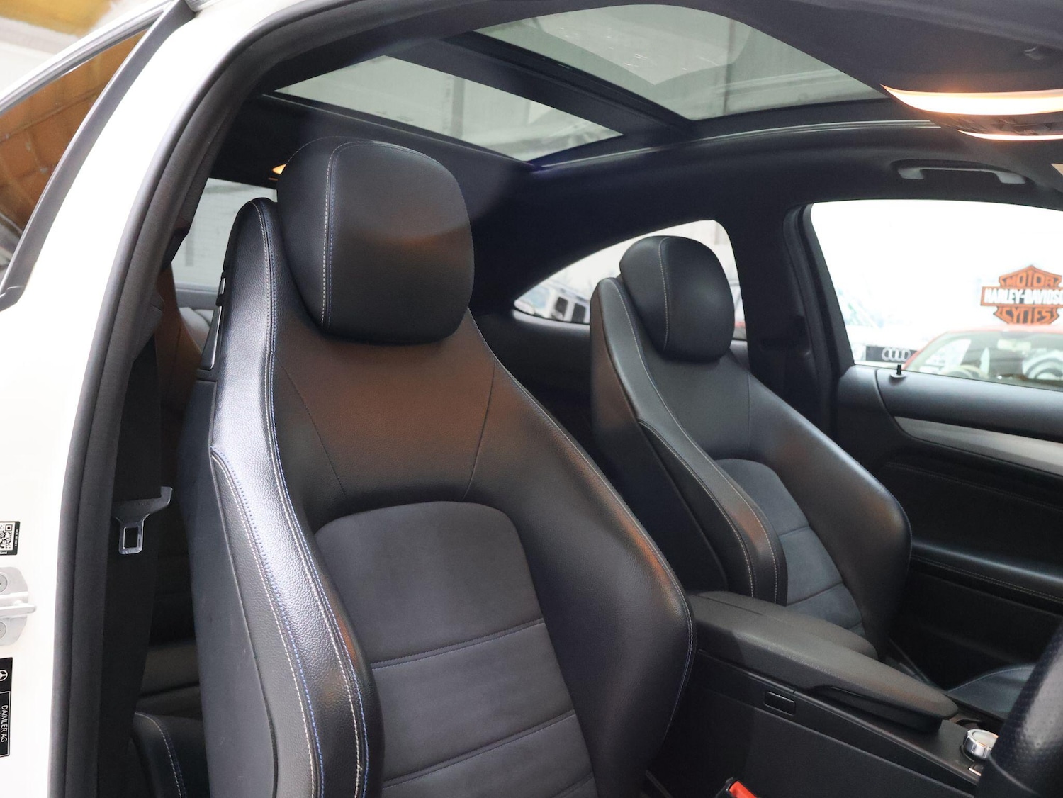 Used Mercedes-Benz C-Class 2014 for sale - 76085486: Photo 8