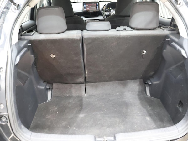 Used Toyota Yaris 2020 for sale - 76200173: Photo 21