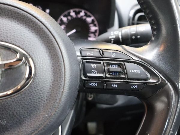 Used Toyota Yaris 2020 for sale - 76200173: Photo 28
