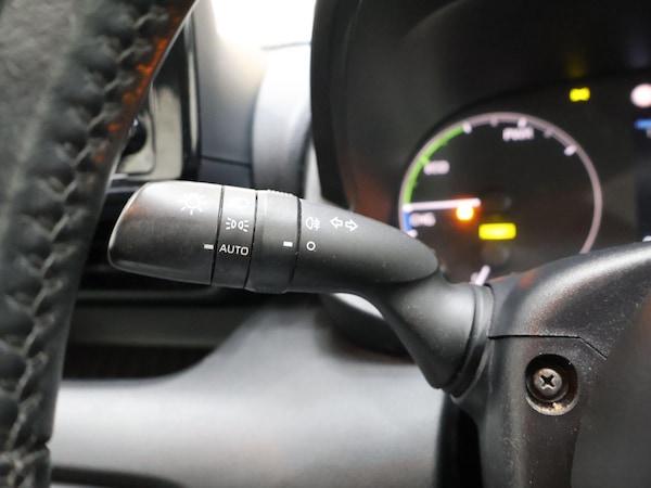 Used Toyota Yaris 2020 for sale - 76200173: Photo 29
