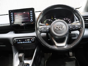 Used Toyota Yaris 2020 for sale - 76200173: Photo 3