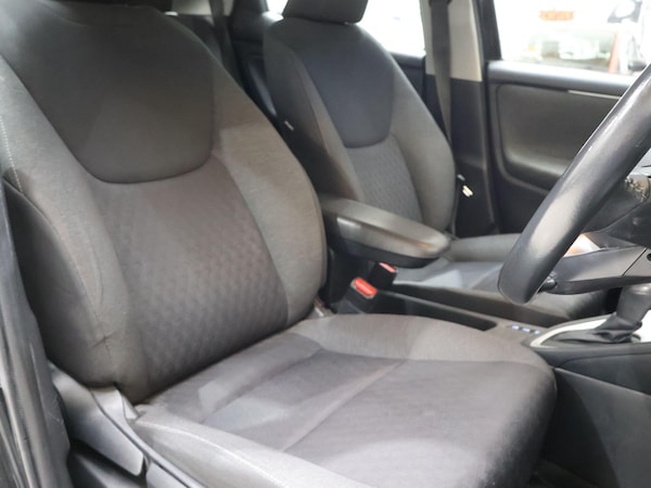 Used Toyota Yaris 2020 for sale - 76200173: Photo 8