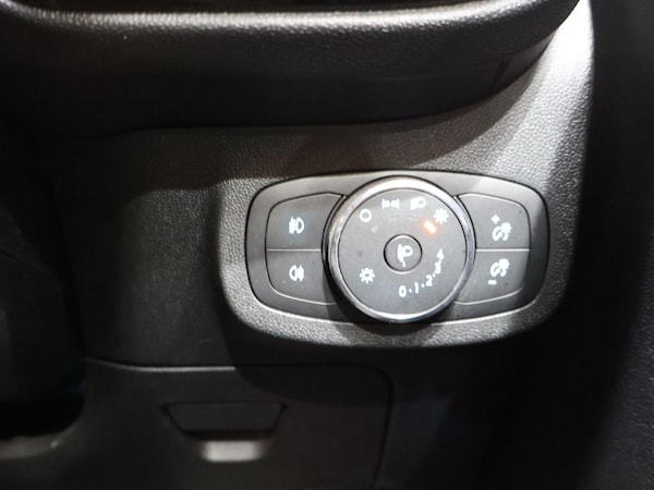 Used Ford Fiesta 2017 for sale - 74738536: Photo 27