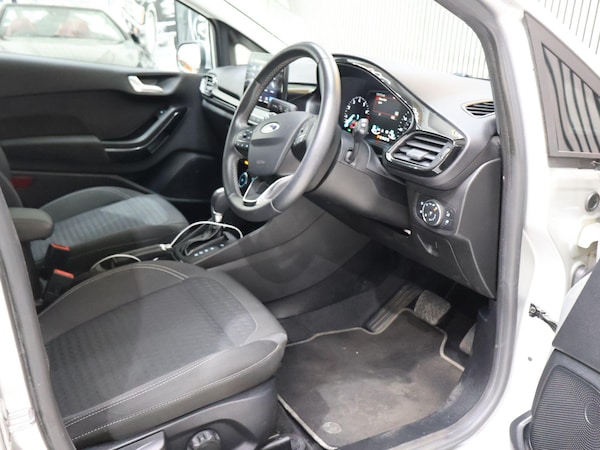 Used Ford Fiesta 2017 for sale - 74738536: Photo 9
