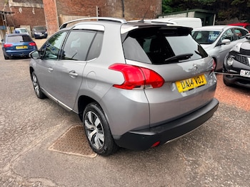 Used Peugeot 2008 2014 for sale - 79575709: Photo