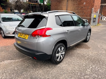 Used Peugeot 2008 2014 for sale - 79575709: Photo