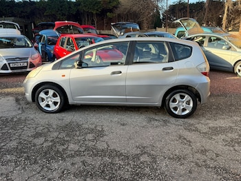 Used Honda Jazz 2009 for sale - 77077833: Photo
