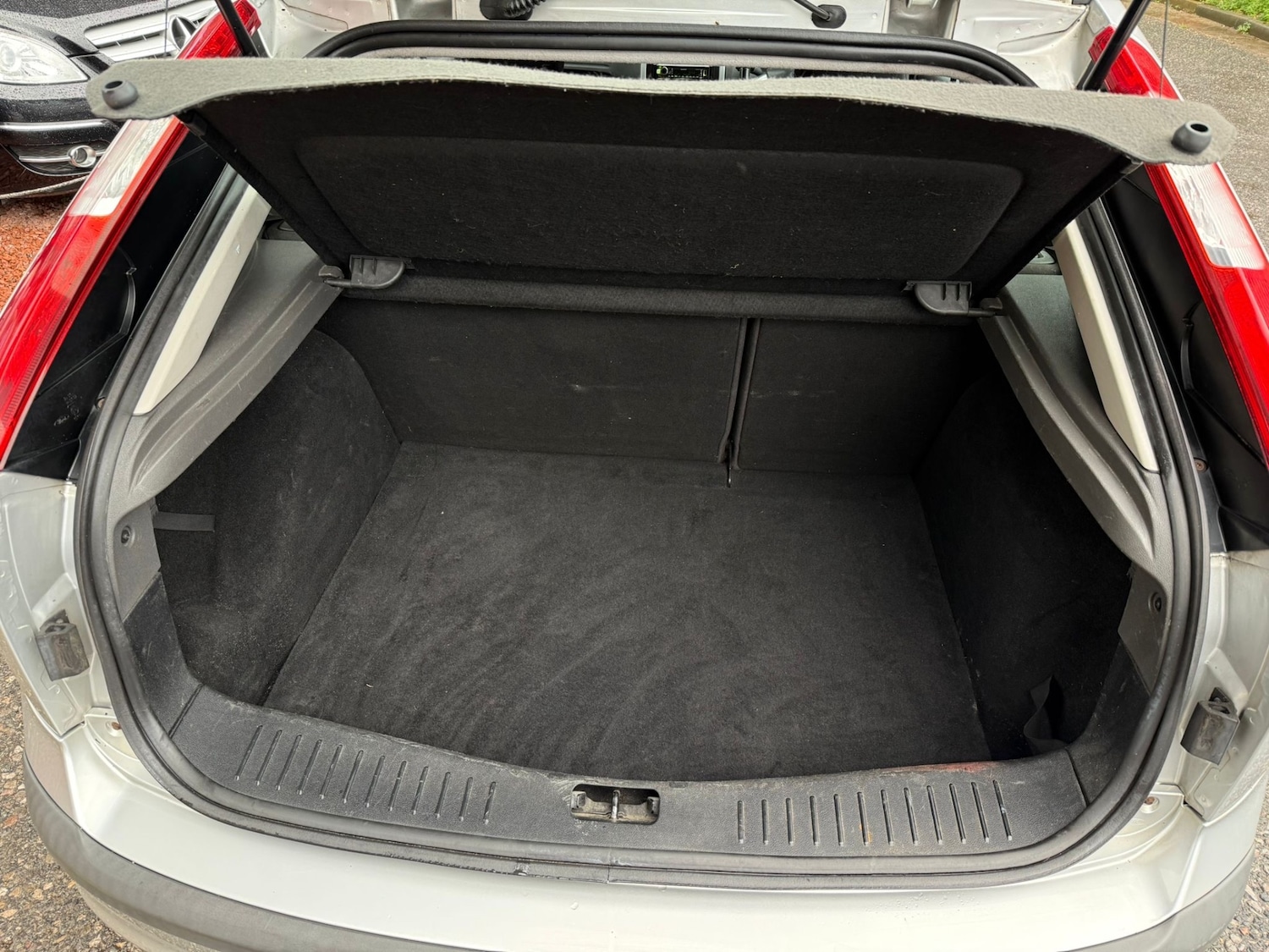 Used Ford Focus 2006 for sale - 76595358: Photo 11