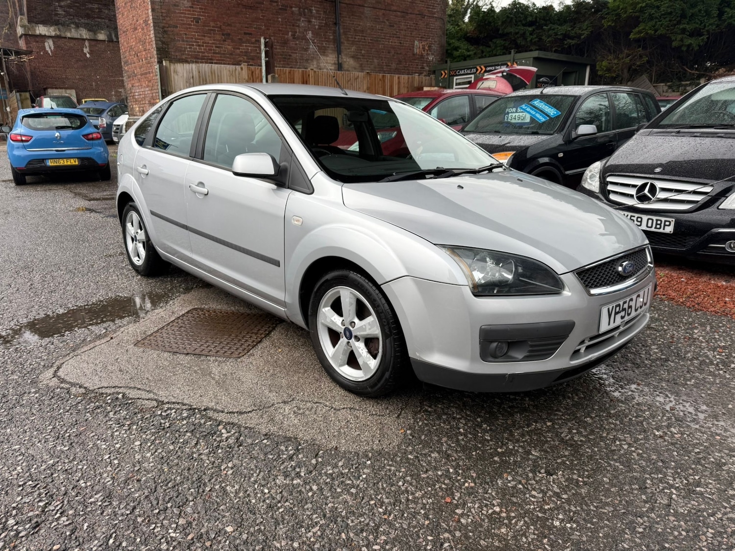 Used Ford Focus 2006 for sale - 76595358: Photo 2