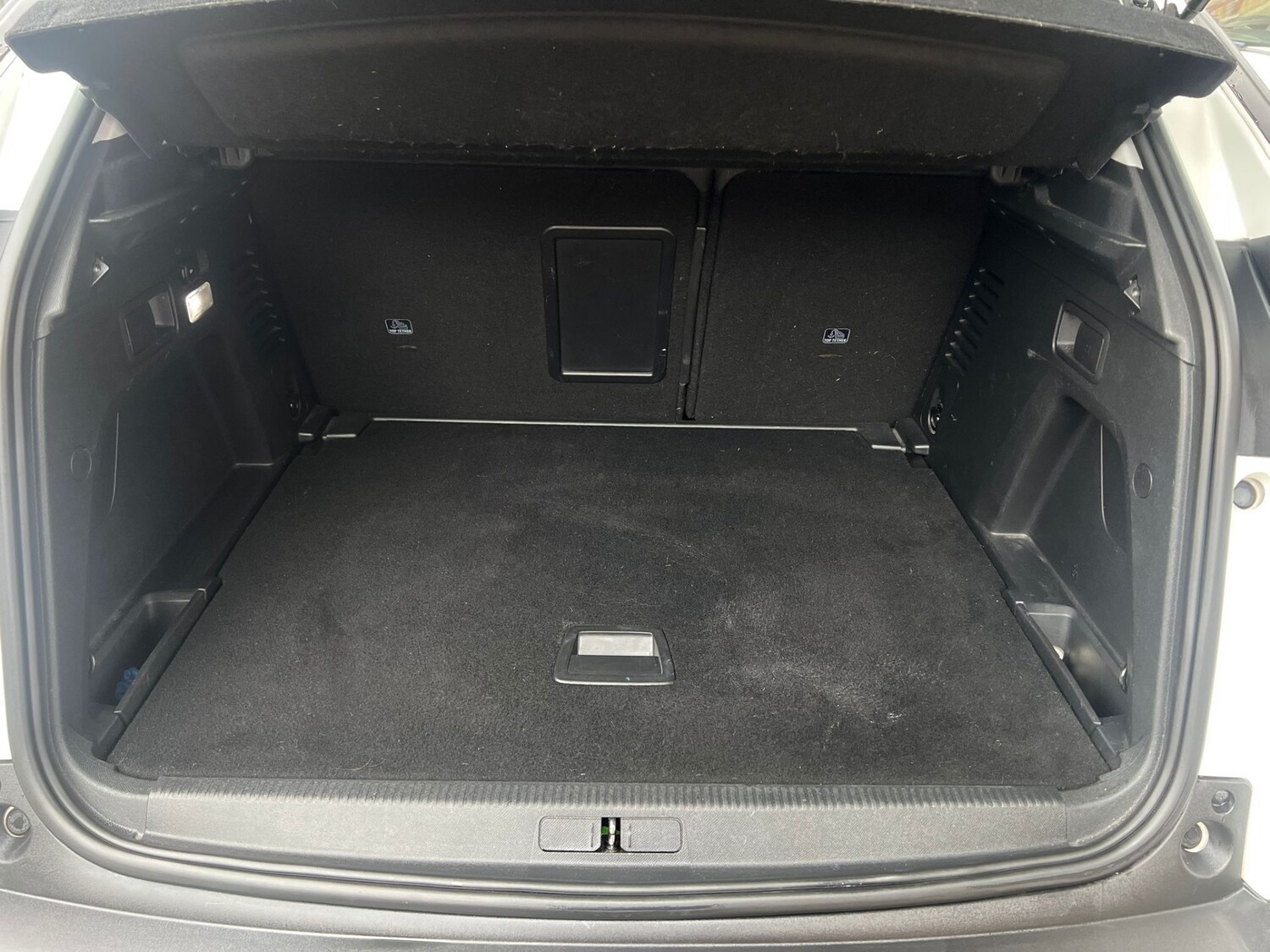 Used Peugeot 3008 2017 for sale - 75999310: Photo 10