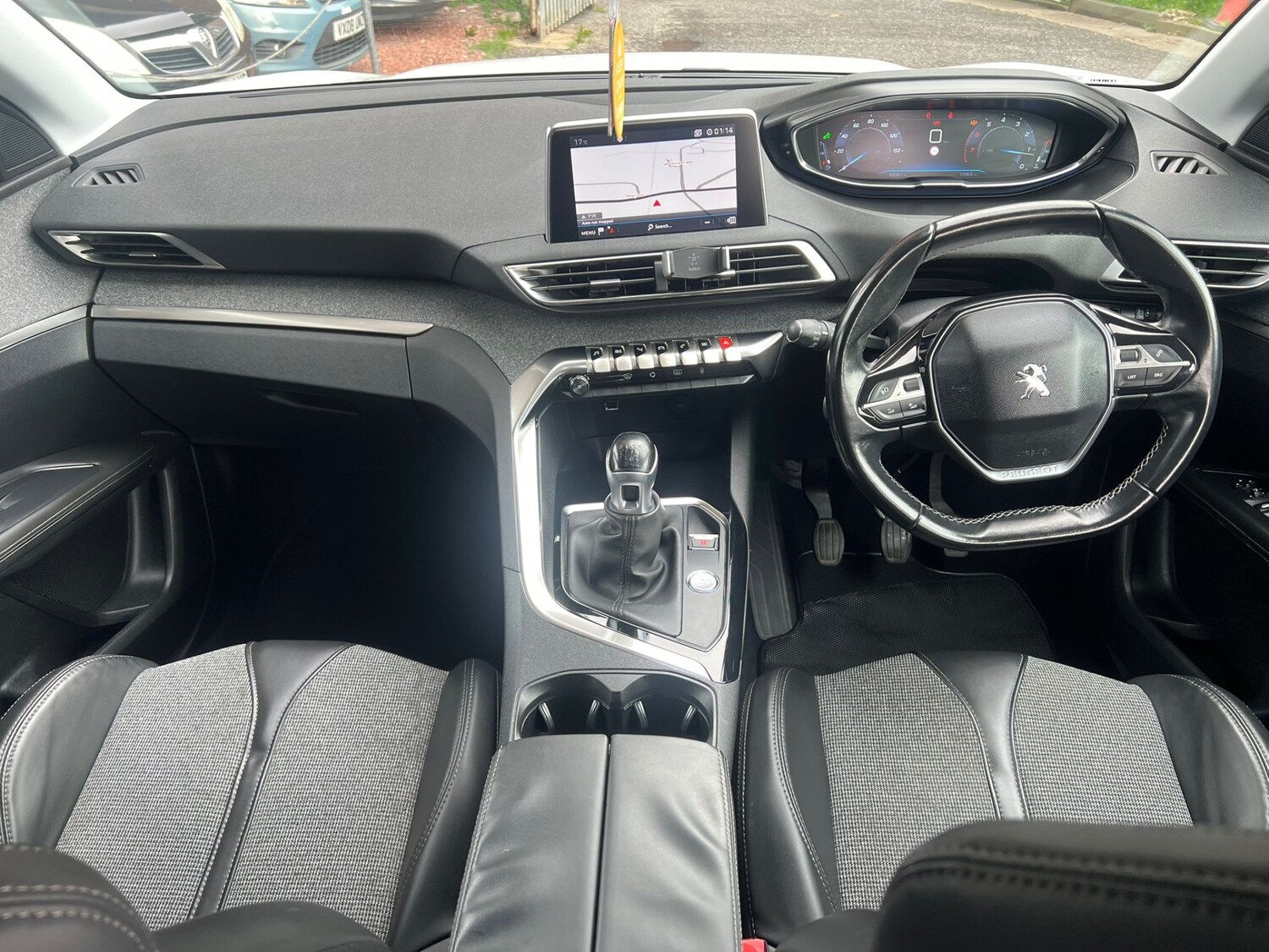 Used Peugeot 3008 2017 for sale - 75999310: Photo 5