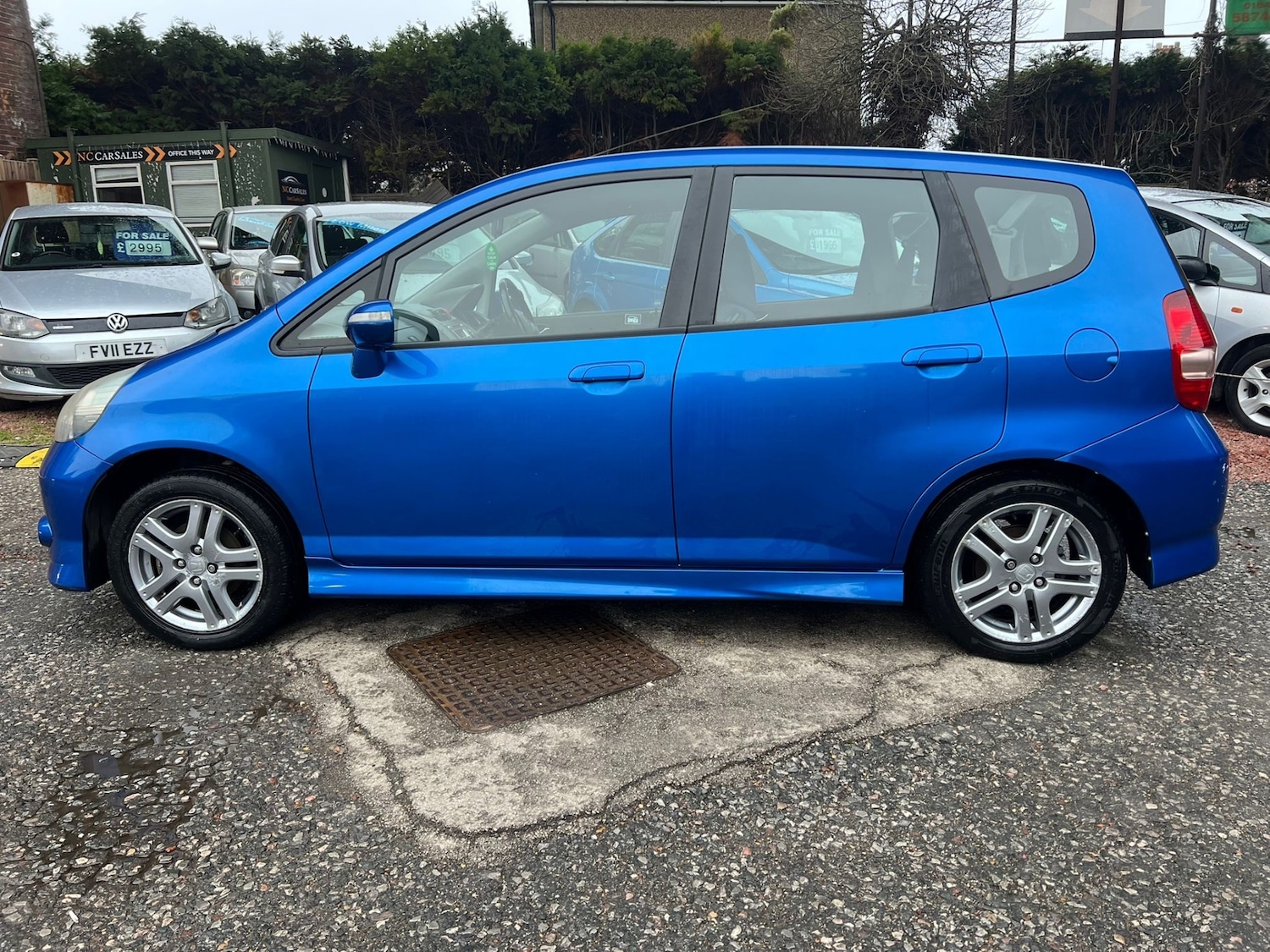 Used Honda Jazz 2005 for sale - 77370457: Photo 4