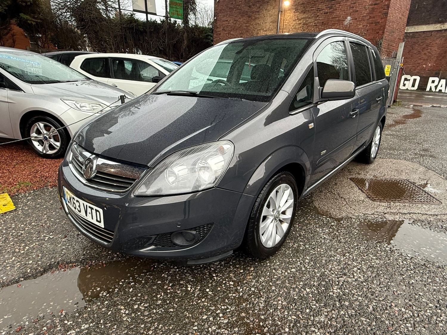 Used Vauxhall Zafira 2014 for sale - 77474877: Photo 2