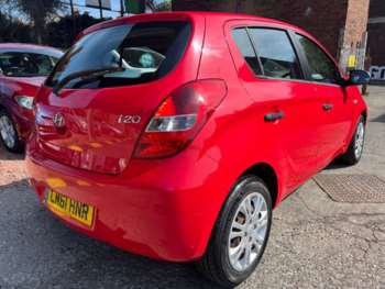 Used Hyundai i20 2011 for sale - 74976070: Photo