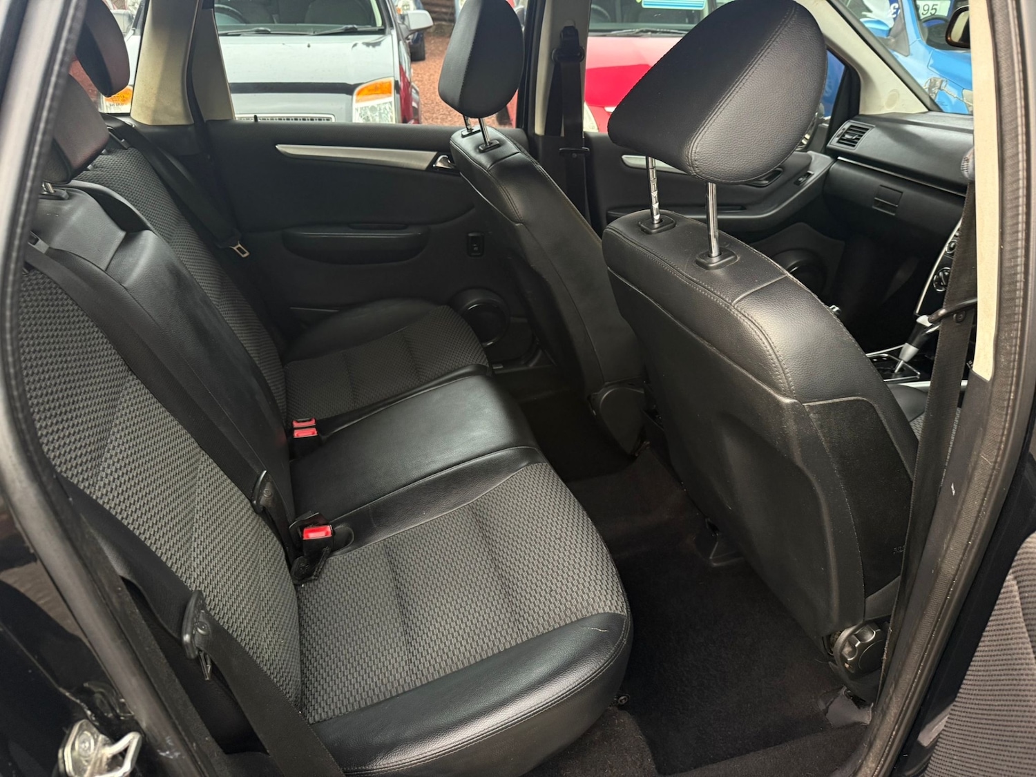 Used Mercedes-Benz B Class 2009 for sale - 76455562: Photo 8