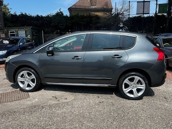 Used Peugeot 3008 2013 for sale - 79060413: Photo