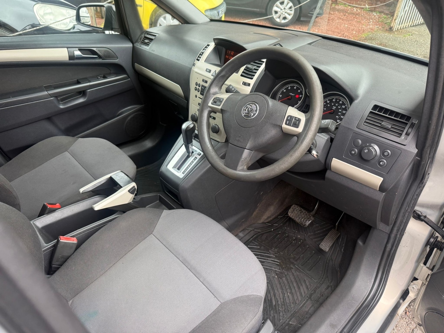 Used Vauxhall Zafira 2008 for sale - 77934235: Photo 6