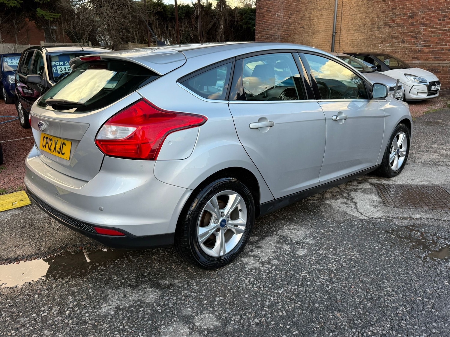 Used Ford Focus 2012 for sale - 76725545: Photo 2