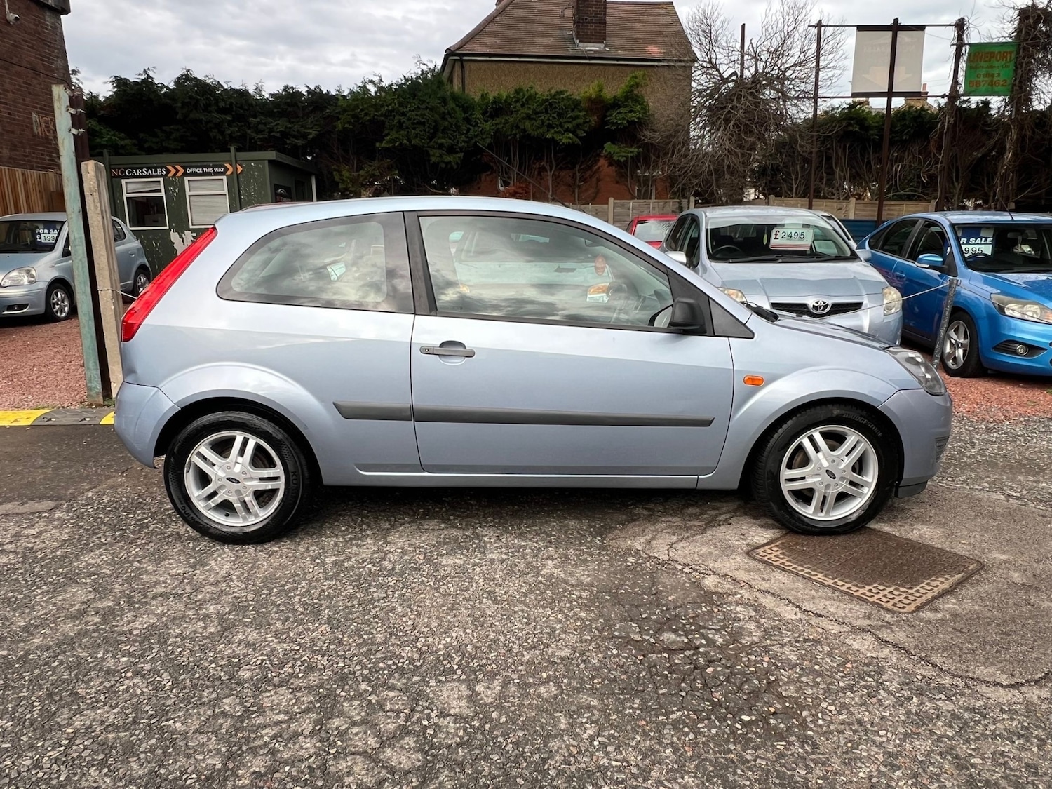 Used Ford Fiesta 2006 for sale - 76507332: Photo 2