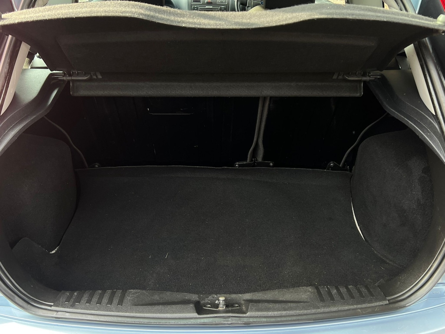 Used Ford Fiesta 2006 for sale - 76507332: Photo 9