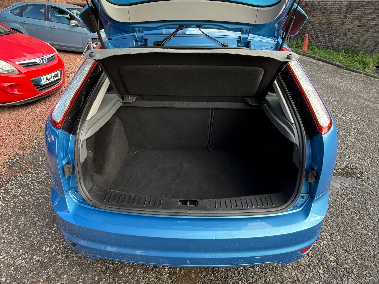 Used Ford Focus 2008 for sale - 76445386: Photo 8