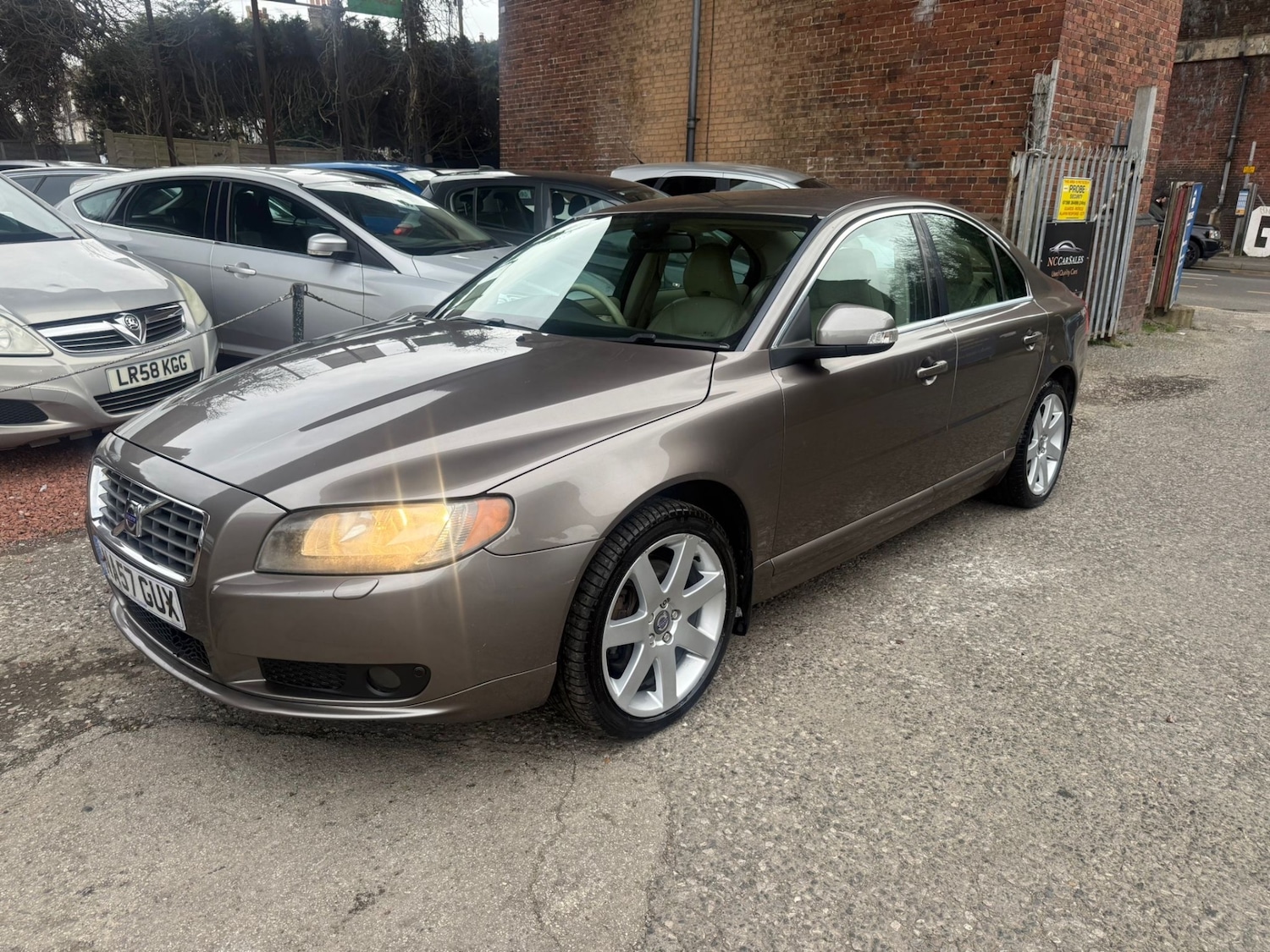 Used Volvo S80 2007 for sale - 77934418: Photo 2