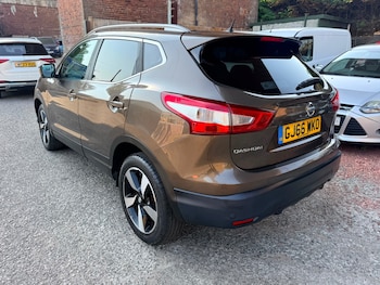 Used Nissan Qashqai 2017 for sale - 79531466: Photo