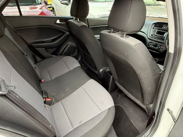 Used Hyundai i20 2016 for sale - 75252269: Photo 10