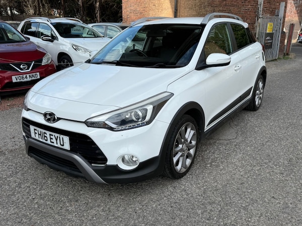 Used Hyundai i20 2016 for sale - 75252269: Photo 1