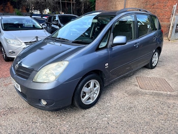 Used Toyota Corolla Verso 2003 for sale - 79536215: Photo