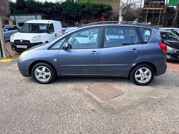 Used Toyota Corolla Verso 2003 for sale - 79536215: Photo