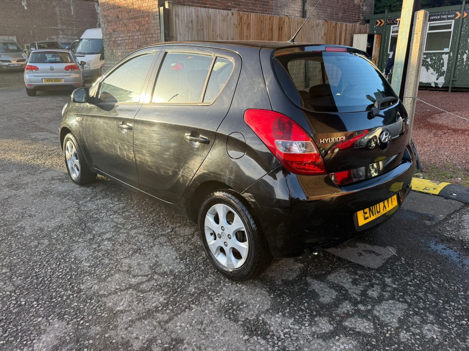 Used Hyundai i20 2010 for sale - 77012938: Photo 2