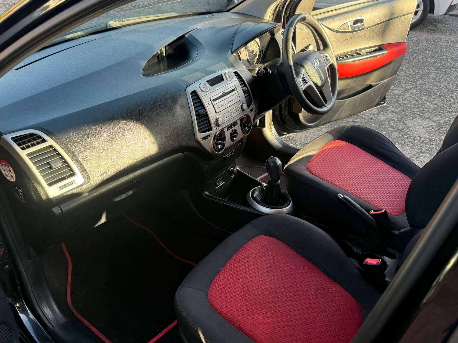 Used Hyundai i20 2010 for sale - 77012938: Photo 7