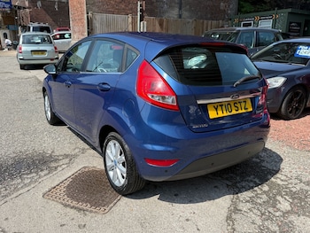 Used Ford Fiesta 2010 for sale - 79059164: Photo