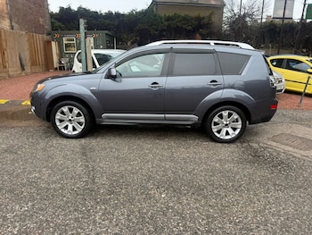 Used Mitsubishi Outlander 2010 for sale - 77641330: Photo