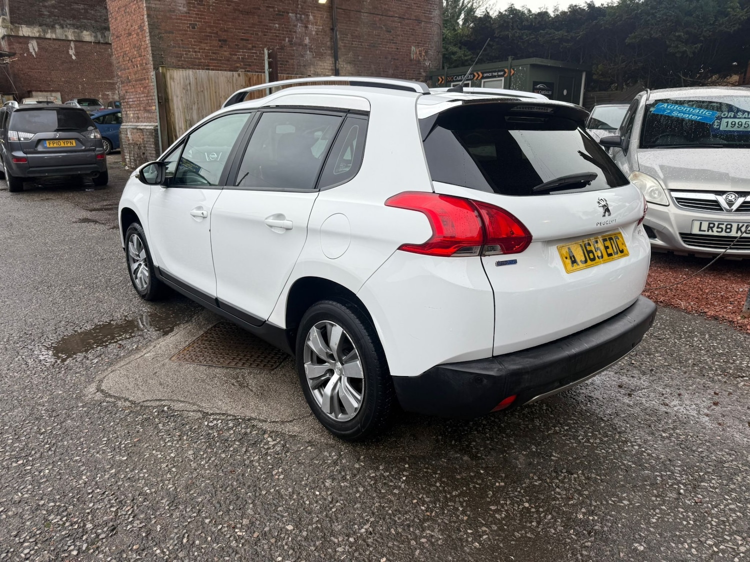 Used Peugeot 2008 2015 for sale - 77708272: Photo 2
